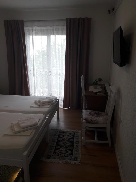 Roza Guest House Senj  Buitenkant foto
