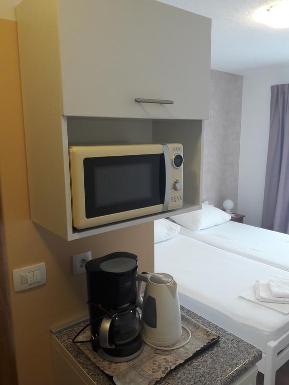 Roza Guest House Senj  Buitenkant foto
