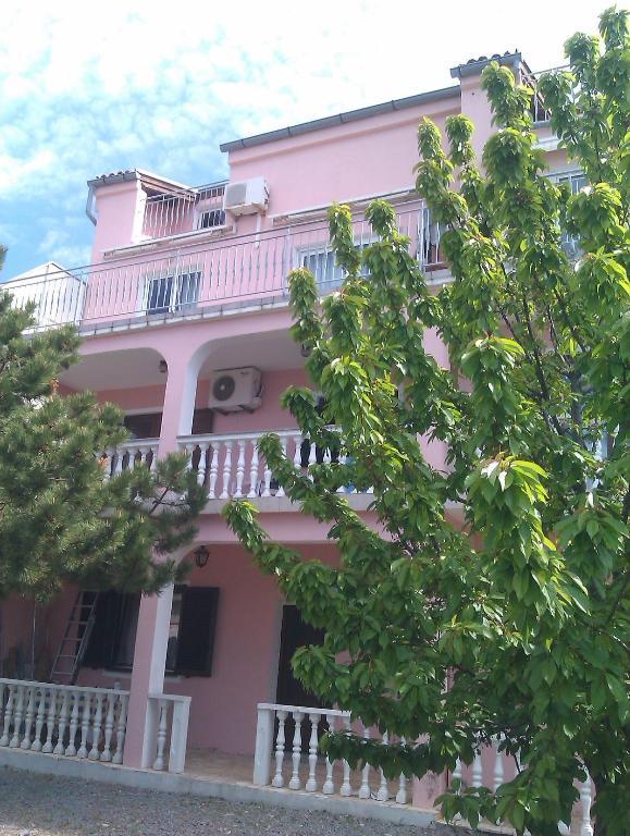 Roza Guest House Senj  Buitenkant foto